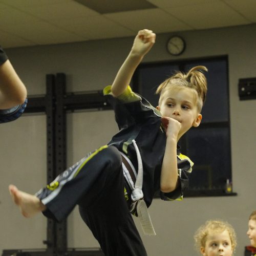 C9886.00_03_16_01.Still013